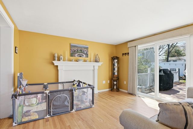 23 Bellmore Rd, Framingham, MA 01702