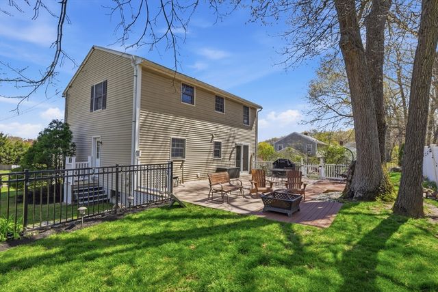 23 Bellmore Rd, Framingham, MA 01702