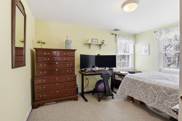 23 Bellmore Rd, Framingham, MA 01702