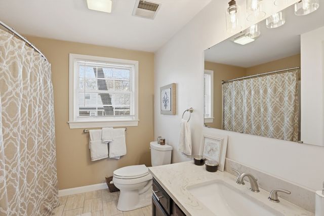 23 Bellmore Rd, Framingham, MA 01702