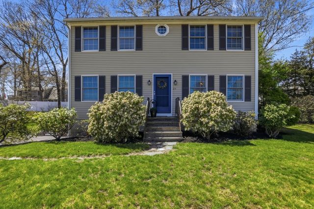 23 Bellmore Rd, Framingham, MA 01702