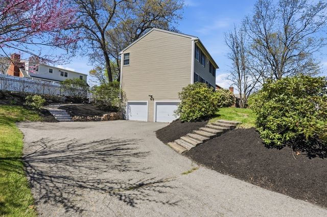 23 Bellmore Rd, Framingham, MA 01702