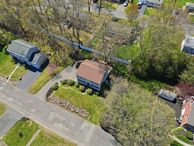 23 Bellmore Rd, Framingham, MA 01702