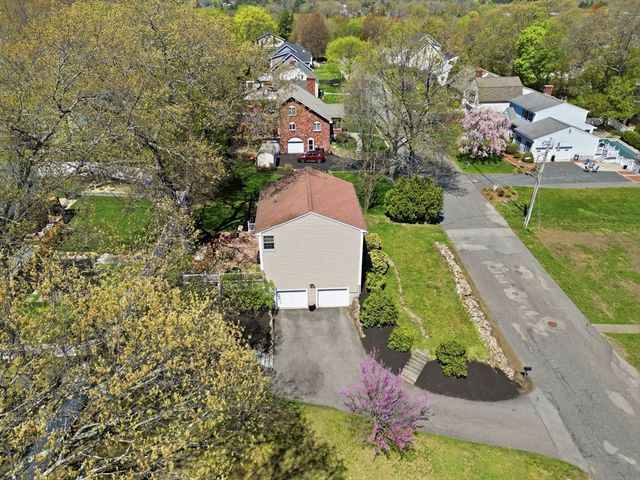 23 Bellmore Rd, Framingham, MA 01702