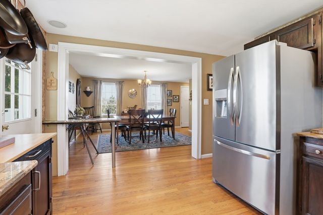 23 Bellmore Rd, Framingham, MA 01702