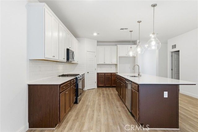 6516 Walkers Glen, Bakersfield, CA 93313