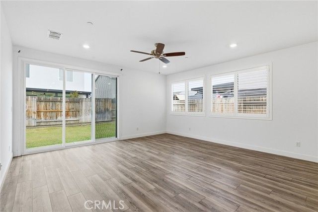 6516 Walkers Glen, Bakersfield, CA 93313