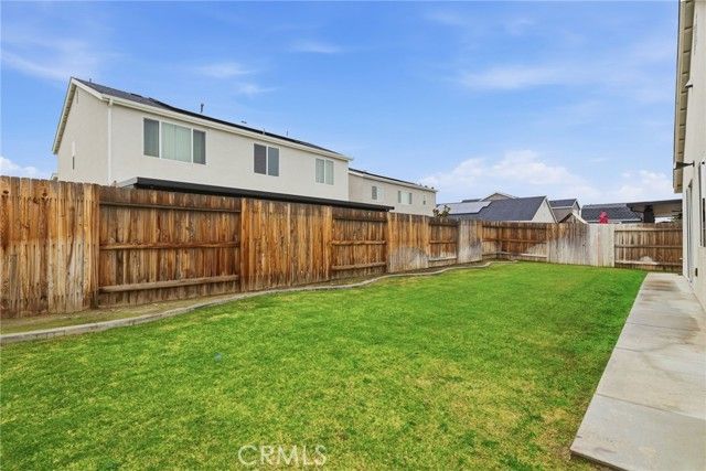 6516 Walkers Glen, Bakersfield, CA 93313