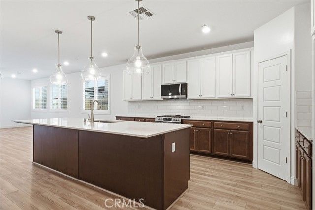 6516 Walkers Glen, Bakersfield, CA 93313