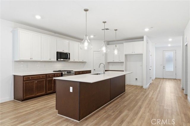 6516 Walkers Glen, Bakersfield, CA 93313