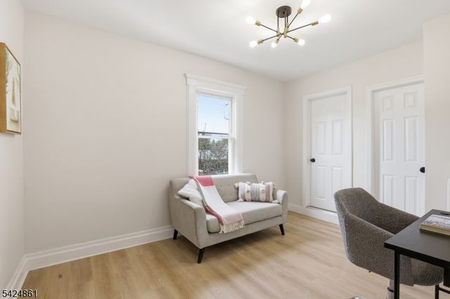 11 Dodd Ter, East Orange City, NJ 07017