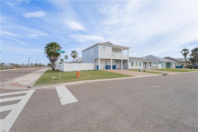 609 Sandy Lane, Port Aransas, TX 78373