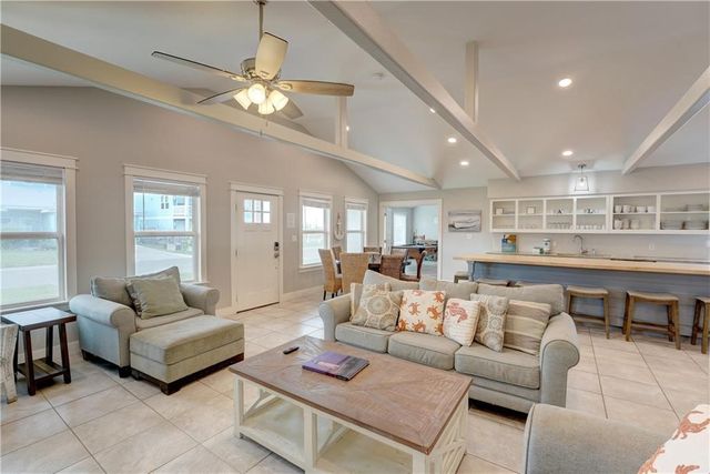 609 Sandy Lane, Port Aransas, TX 78373