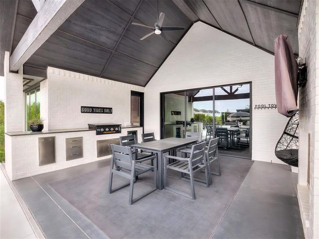 2445 Sandplum Lane, Goldsby, OK 73093
