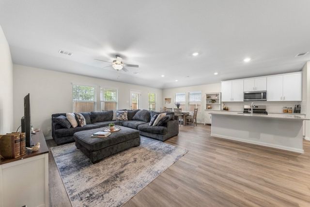 3903 Possum Drive, Farmersville, TX 75442