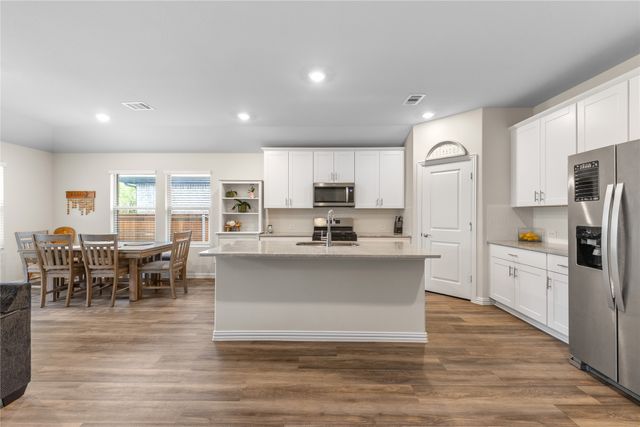 3903 Possum Drive, Farmersville, TX 75442