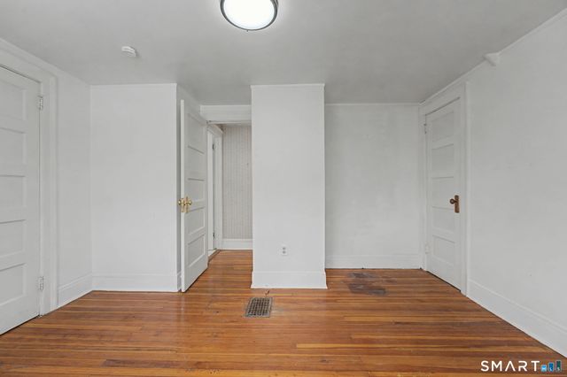 311 Hillside Avenue, Hartford, CT 06106