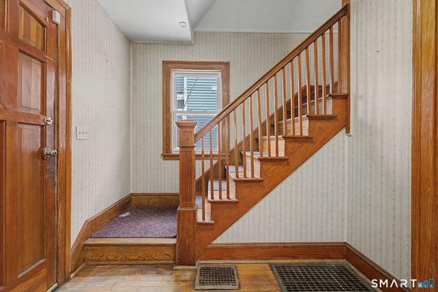 311 Hillside Avenue, Hartford, CT 06106