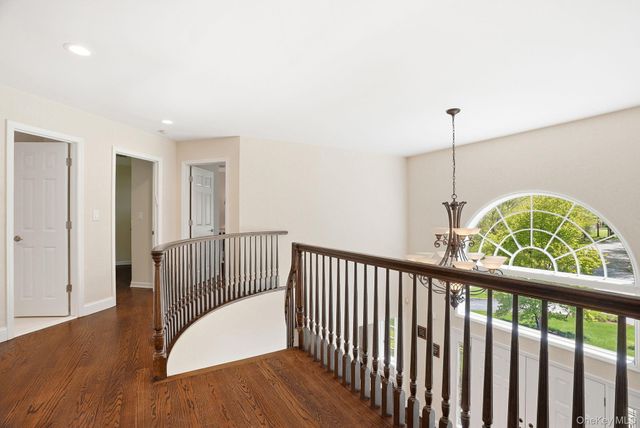 14 Wyche Way, Ossining, NY 10562