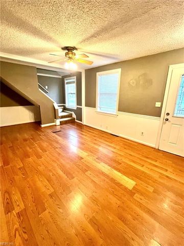 5332 Arthur CIR, Norfolk, VA 23502