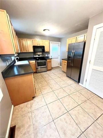 5332 Arthur CIR, Norfolk, VA 23502