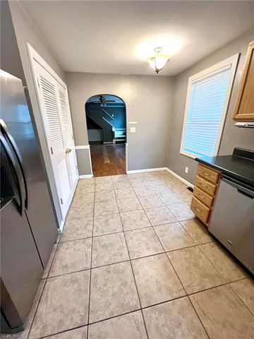 5332 Arthur CIR, Norfolk, VA 23502