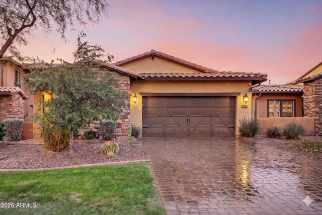 12108 W DESERT MIRAGE Drive, Peoria, AZ 85383