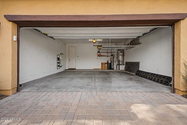 12108 W DESERT MIRAGE Drive, Peoria, AZ 85383