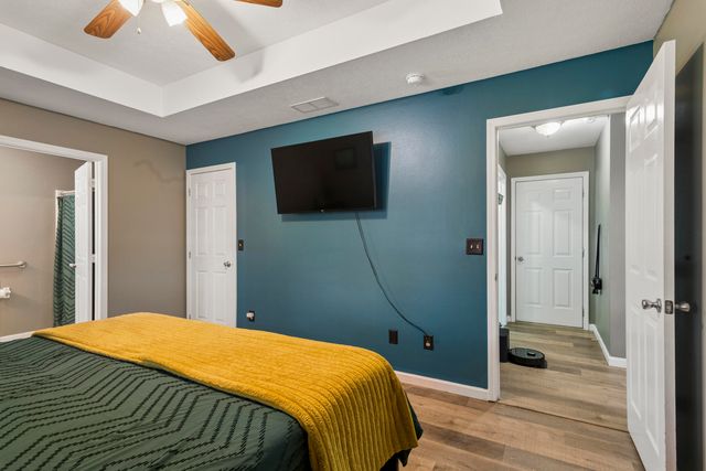 3283 N Nixon Avenue, Springfield, MO 65803