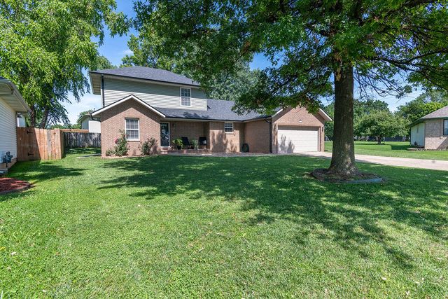 3283 N Nixon Avenue, Springfield, MO 65803