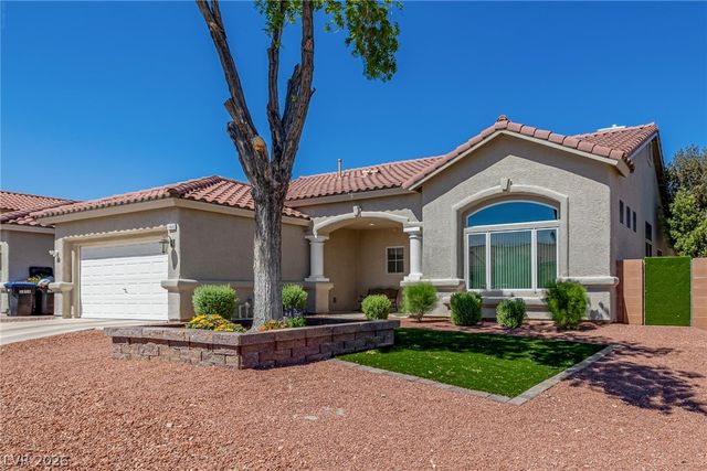 1868 Crystalaire Court, Las Vegas, NV 89123