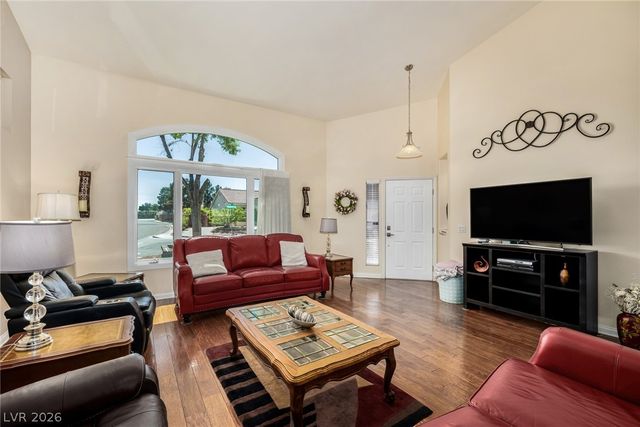 1868 Crystalaire Court, Las Vegas, NV 89123