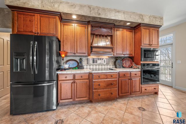 8516 E Willow Ridge Pl Place, Sioux Falls, SD 57110