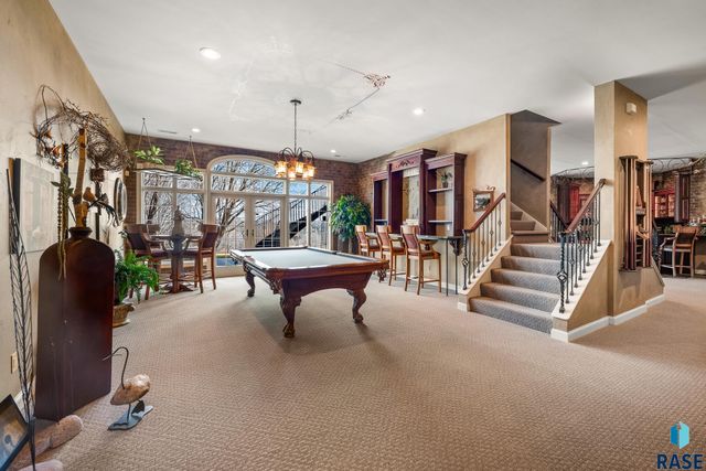 8516 E Willow Ridge Pl Place, Sioux Falls, SD 57110