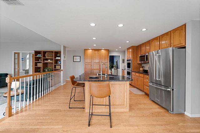 3068 Edenberry Street, Fitchburg, WI 53711