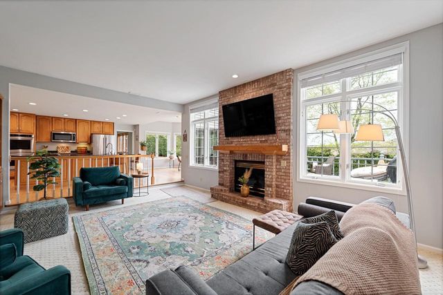 3068 Edenberry Street, Fitchburg, WI 53711