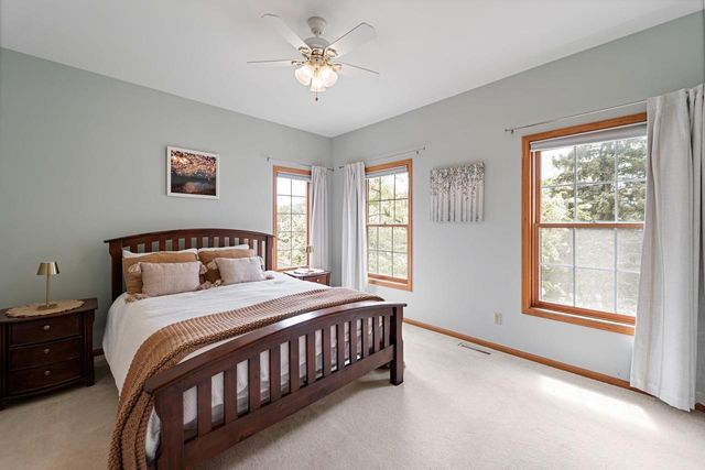3068 Edenberry Street, Fitchburg, WI 53711