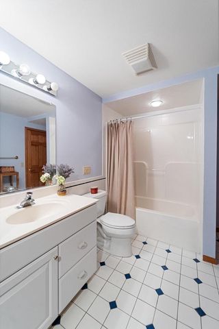 3068 Edenberry Street, Fitchburg, WI 53711