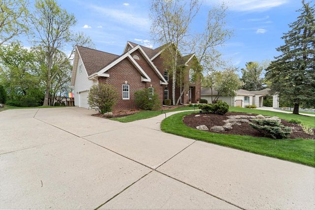 3068 Edenberry Street, Fitchburg, WI 53711