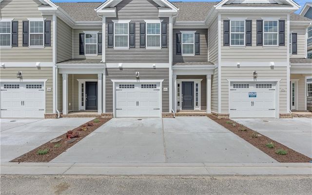 4944 Apricot ST, Chesapeake, VA 23321