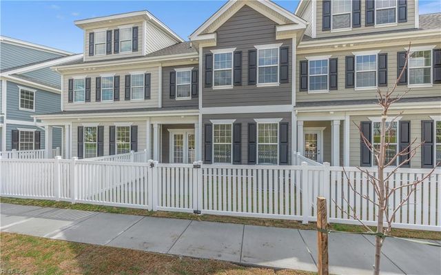 4944 Apricot ST, Chesapeake, VA 23321