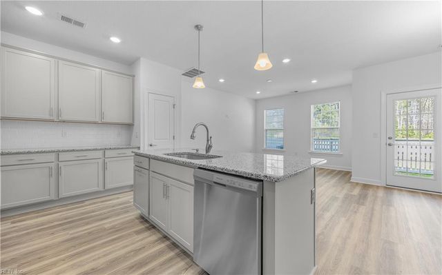 4944 Apricot ST, Chesapeake, VA 23321