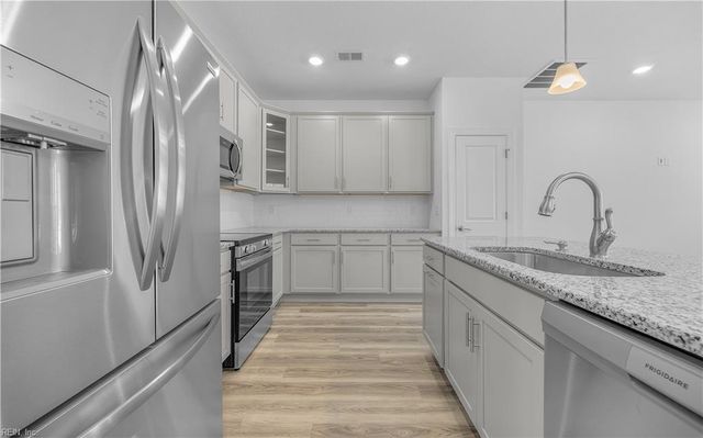 4944 Apricot ST, Chesapeake, VA 23321