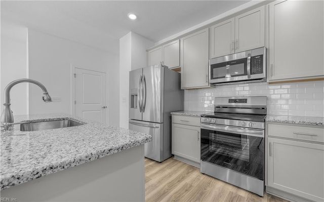 4944 Apricot ST, Chesapeake, VA 23321