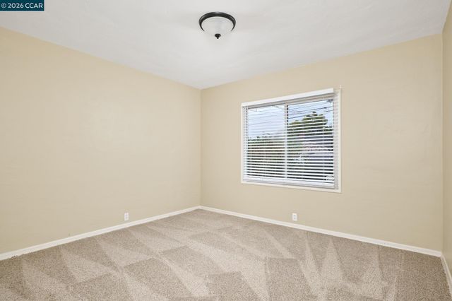 215 Roney Ave, Vallejo, CA 94590