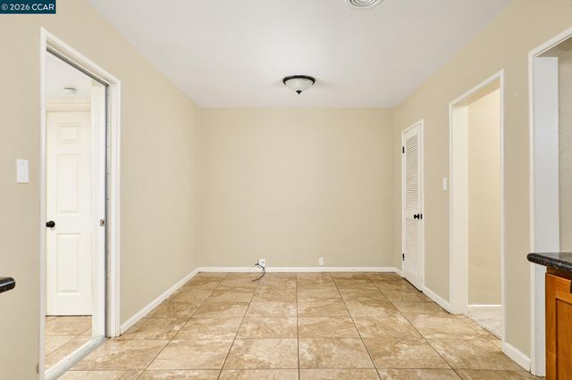 215 Roney Ave, Vallejo, CA 94590