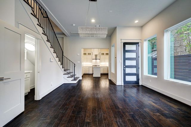 609 W Pierce Street, Houston, TX 77019