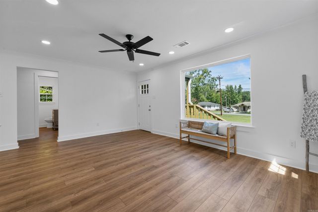 6907 Jacksonville Cut Off, Sherwood, AR 72120