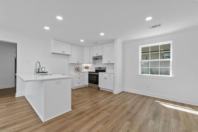 6907 Jacksonville Cut Off, Sherwood, AR 72120