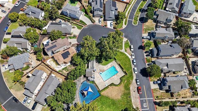 38 Nightingale Ct, Oakley, CA 94561